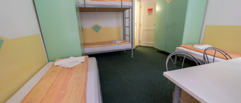 MP Hostel Budapest- 4-bedded dormitory, 4-ágyas hálóterem 7.